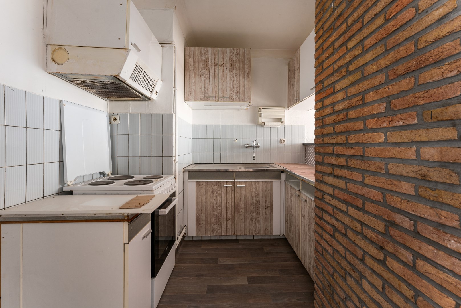 Te renoveren 2 slaapkamer appartement 