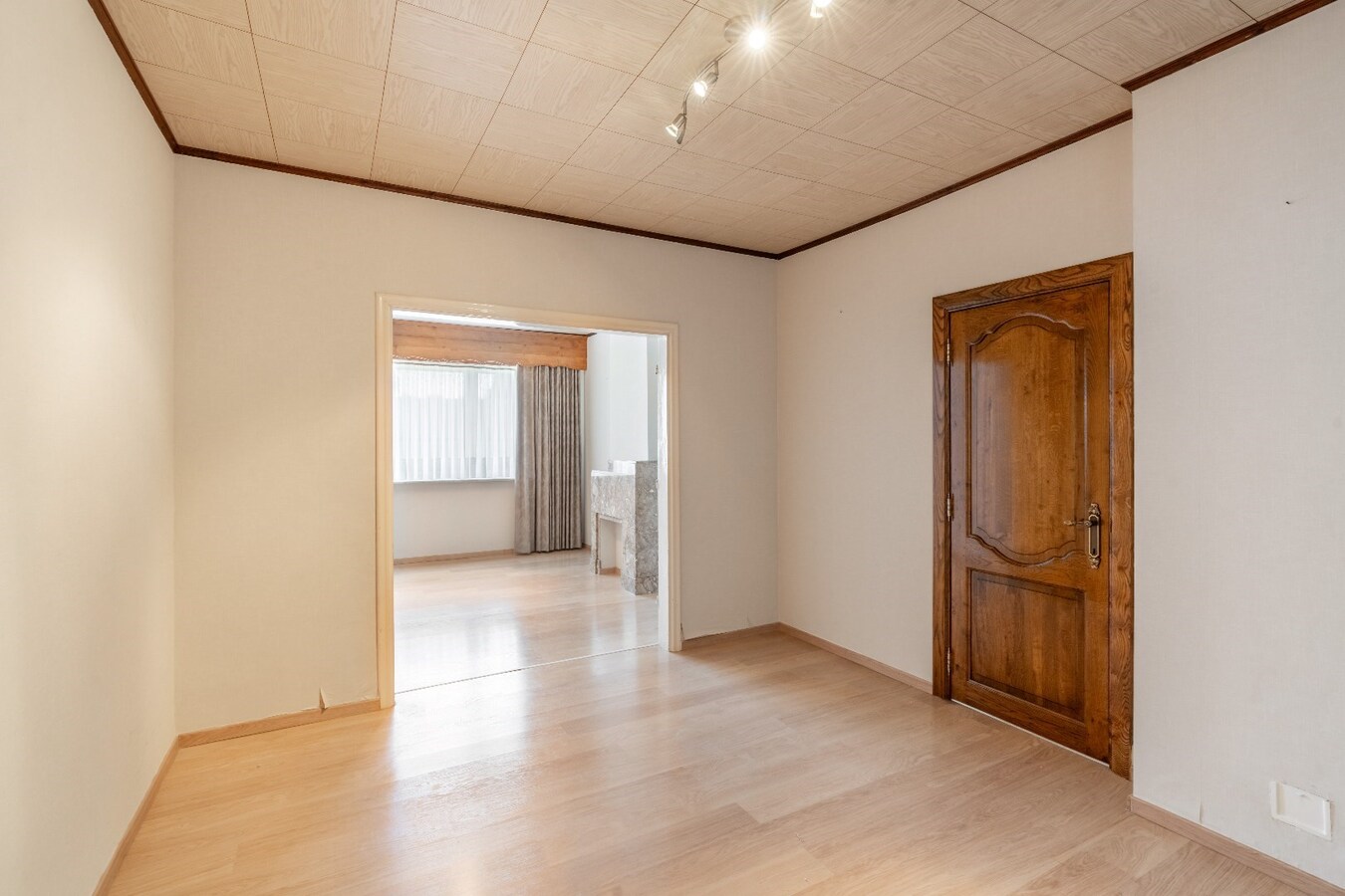 Ruime woning drie slaapkamers 