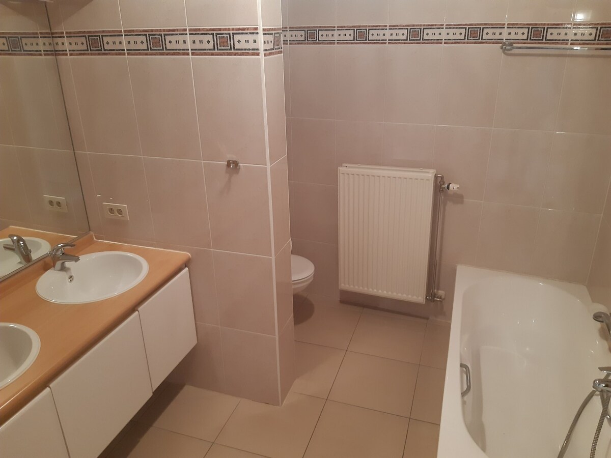 Ruim wonen (> 130 m²) op de tweede verdieping. 