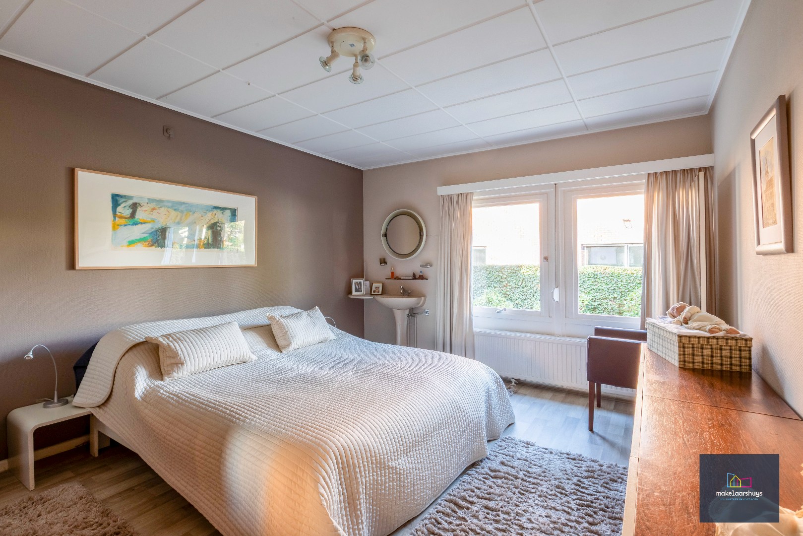 Ruime bungalow met 5 slp., tuin en garage in Mariakerke 