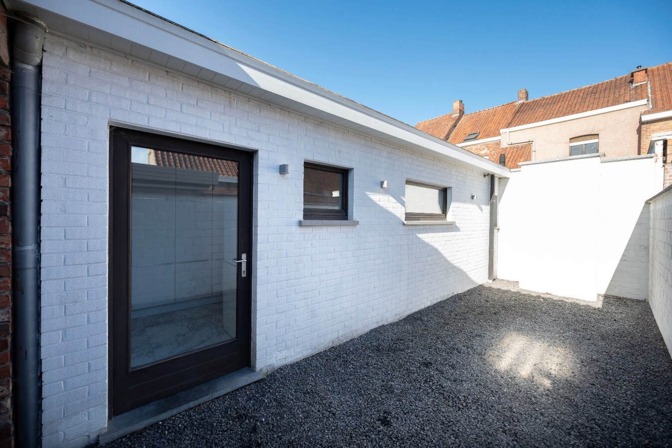 Woning of handelsruimte (combinatie mogelijk) met garage ! 