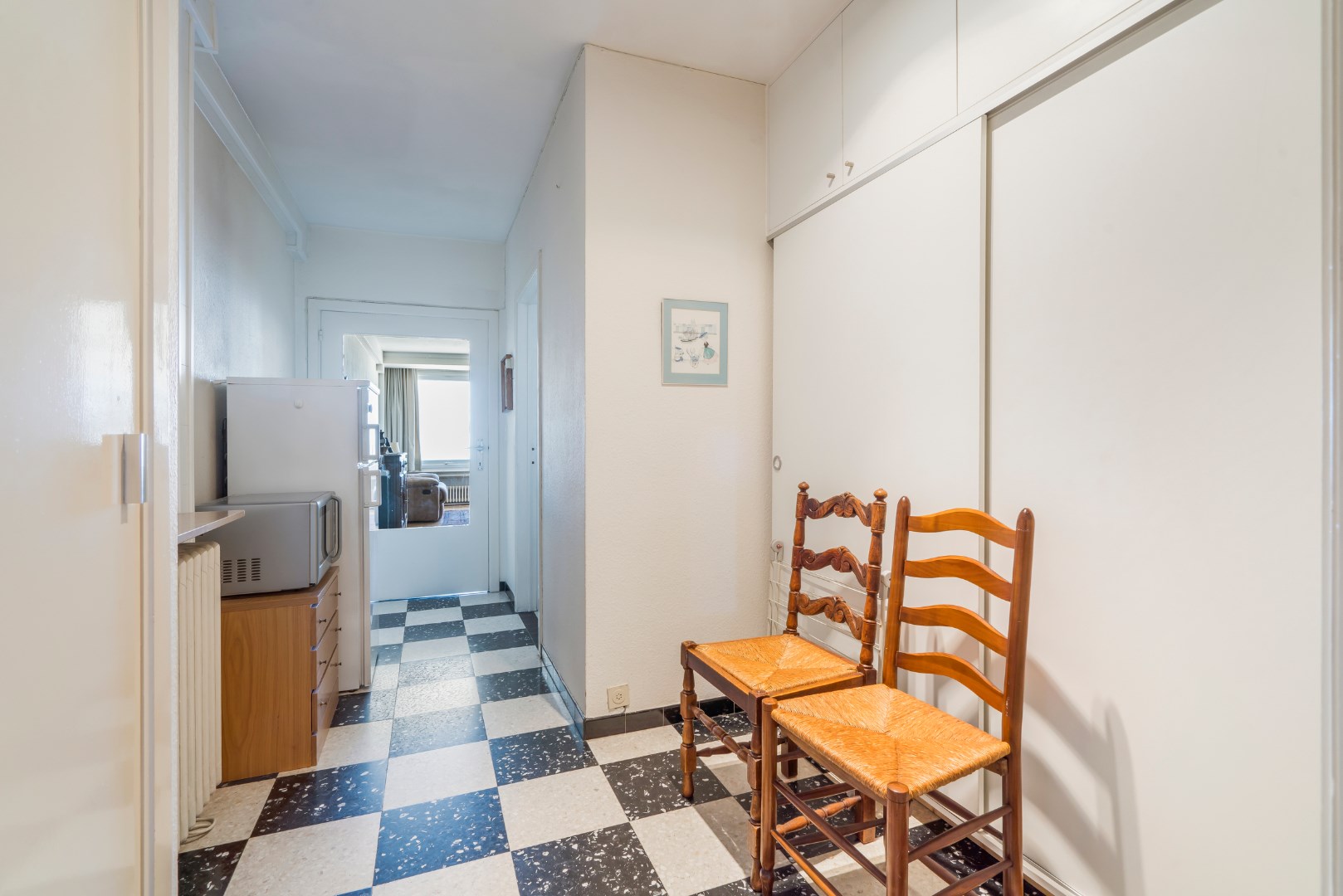 APPARTEMENT MET FRONTAAL ZEEZICHT IN CENTRUM OOSTENDE 