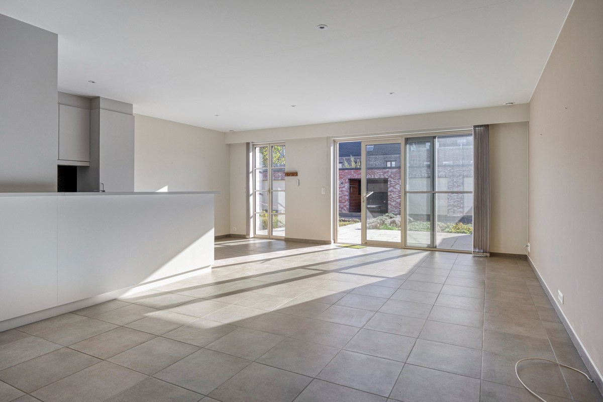 Prachtig gelijkvloers appartement met 2 slaapkamers en garage te Westerlo 