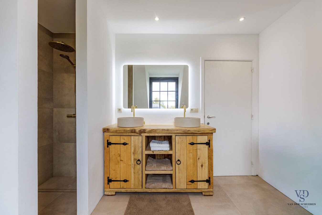 Charmant gerenoveerde villa met karakter en hedendaags comfort 