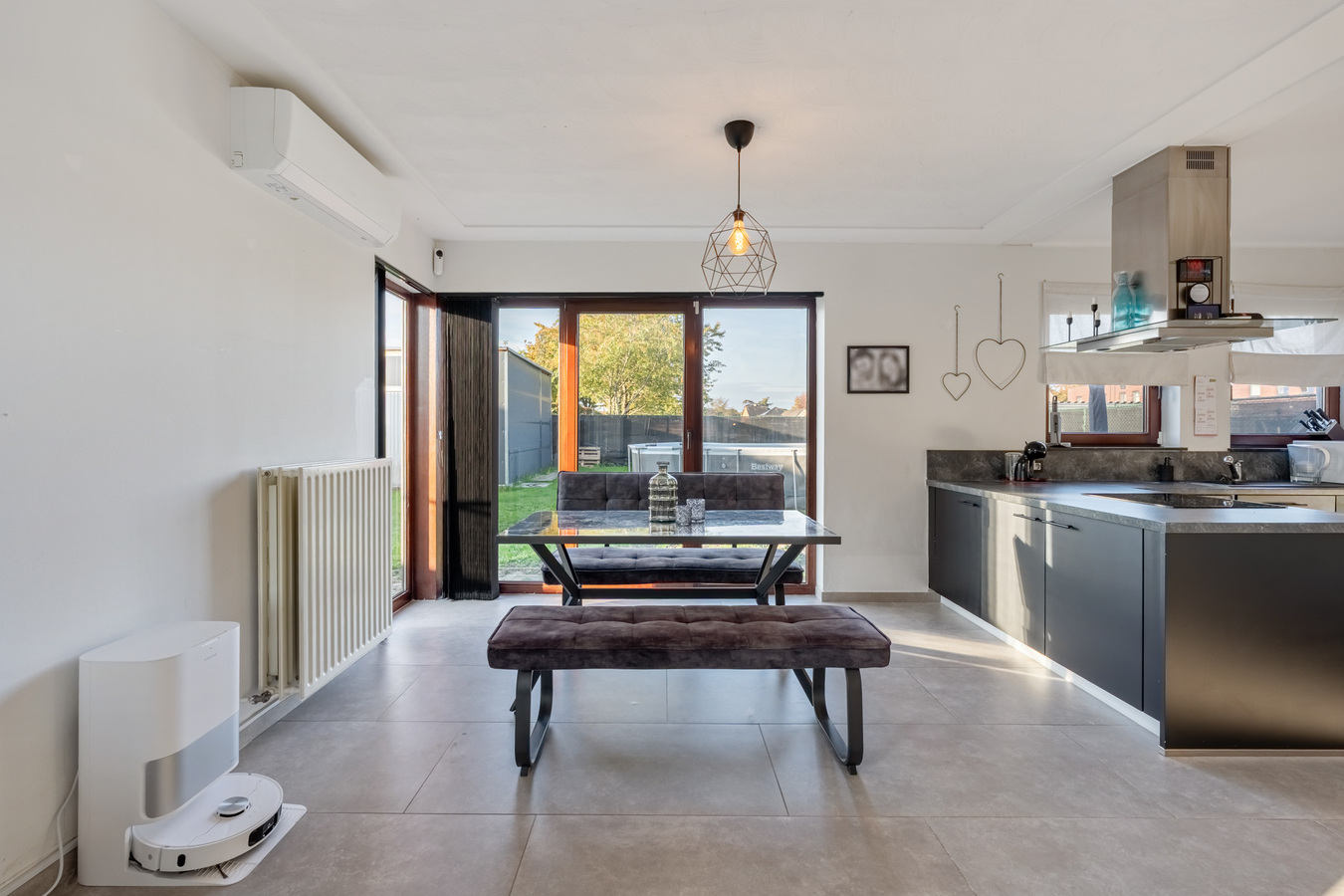 In Neeroeteren-centrum gelegen piramidewoning 