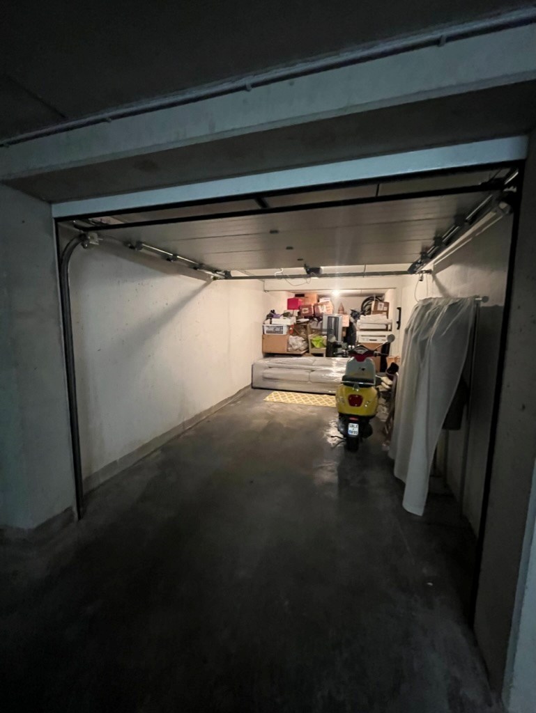 Garage double facilement accessible située dans l'avenue Elizabeth à Knokke au niveau -1. 