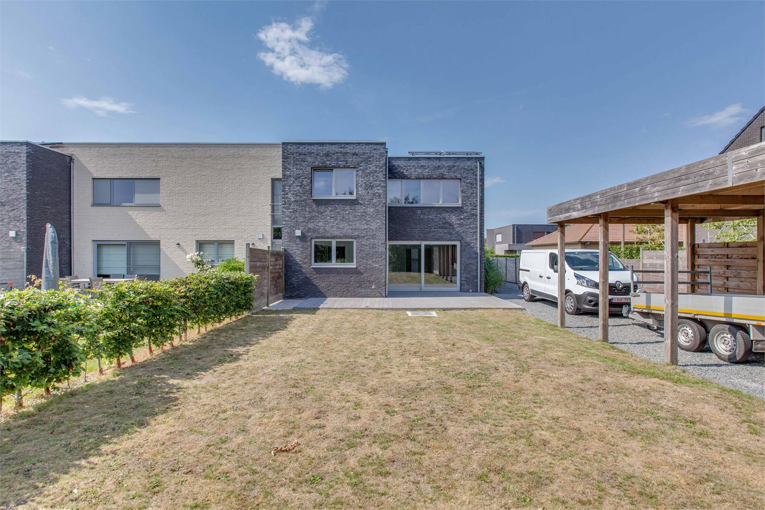 Prachtige vier slaapkamerwoning in kindvriendelijke straat 