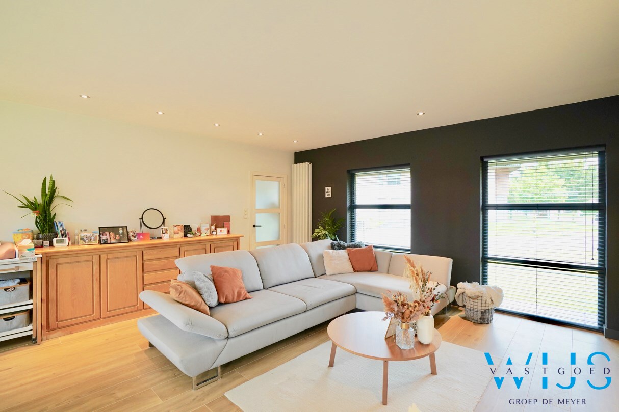 Stijlvolle alleenstaande woning te Ertvelde/ Rieme 