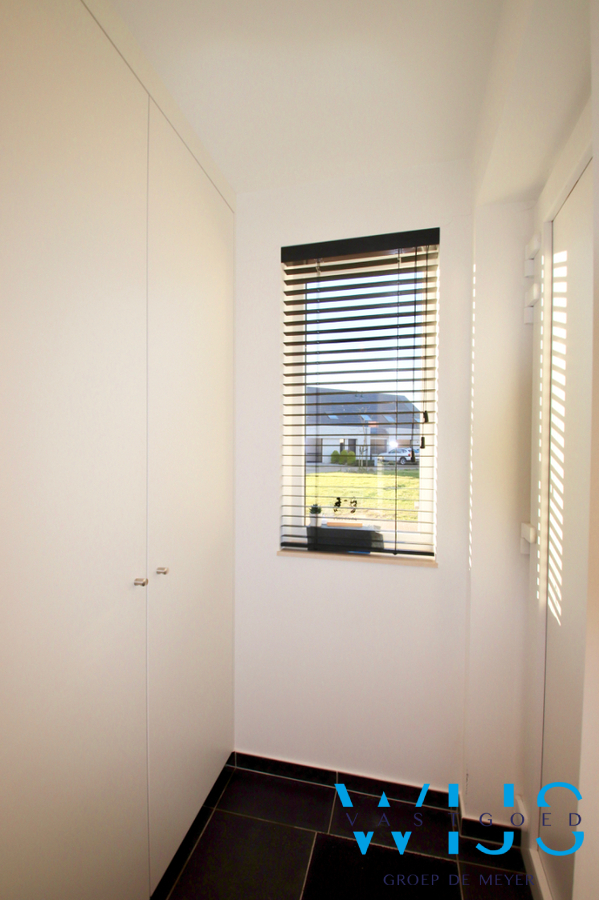 Recent instapklaar woonhuis in het centrum van Assenede ! 