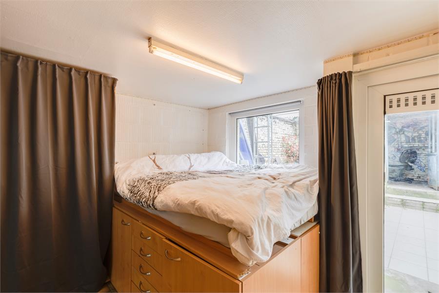 Interessante opbrengsteigendom met 16 entiteiten 