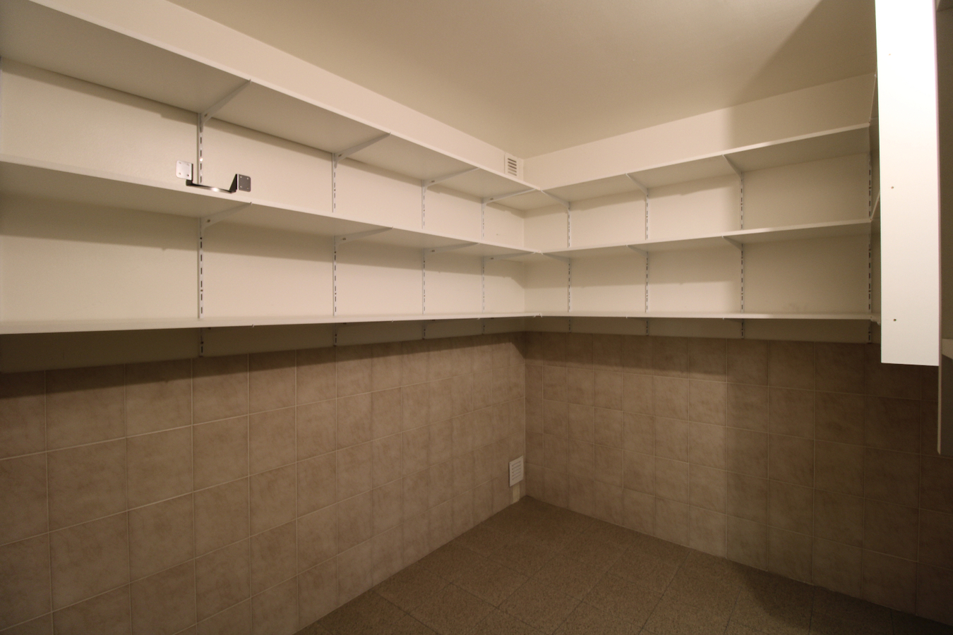 Prachtige bel-étagewoning in centrum Roeselare met 3 slaapkamers en garage 