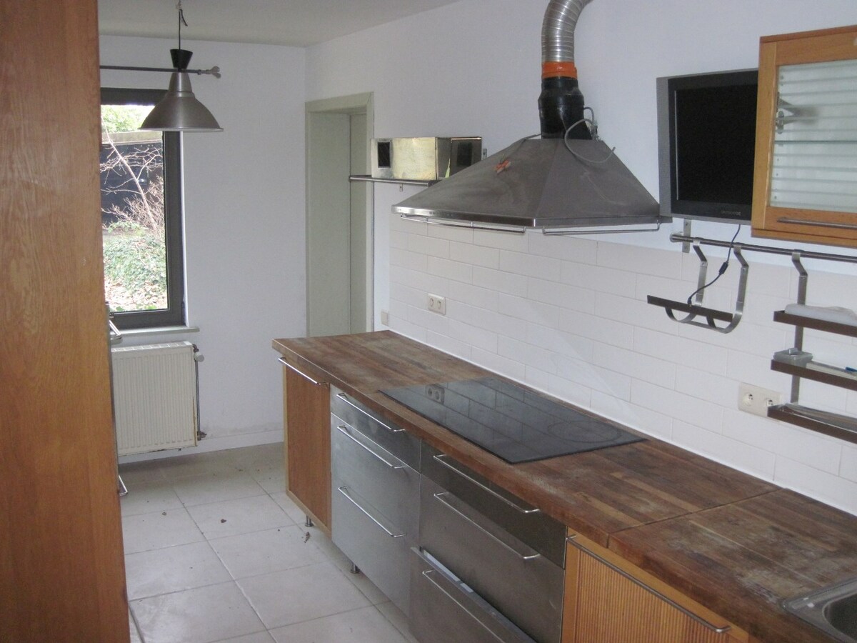 Ruim, landelijk wonen in t groene Melsen. 