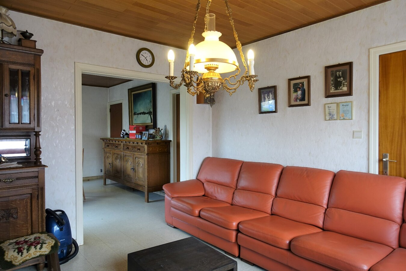 Karaktervolle woning met dubbele garage op 1.408m² 