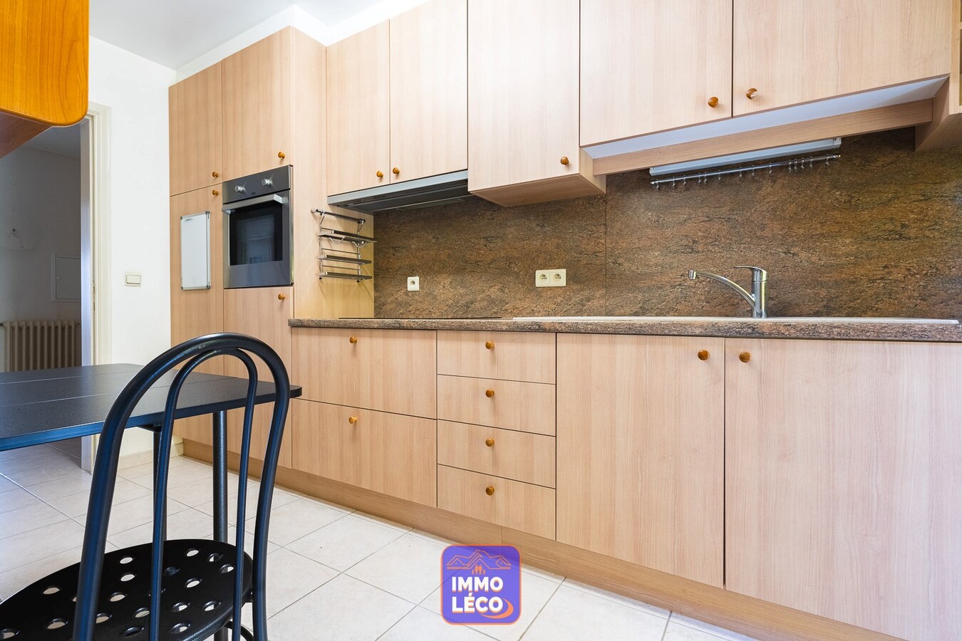 Appartement rez-de-chaussée avec terrasse, en plein centre-ville !! 