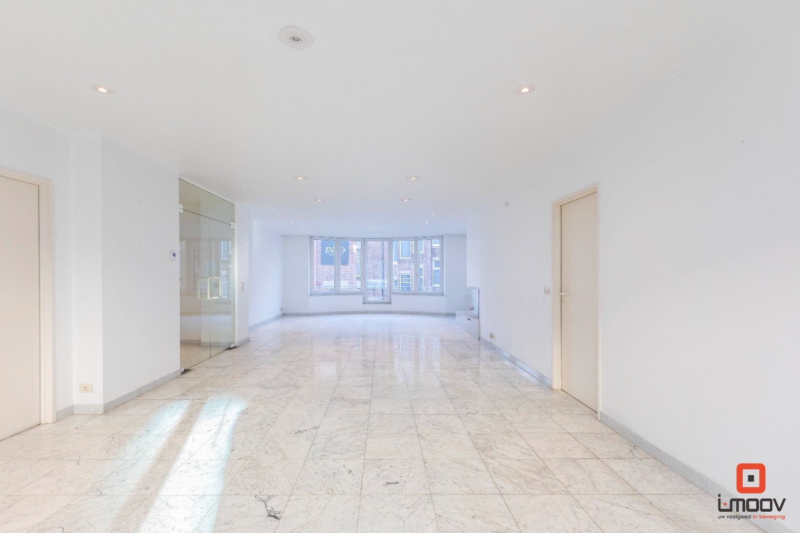 Lichtrijk appartement met uitgestrekt terras in hartje Gent! 