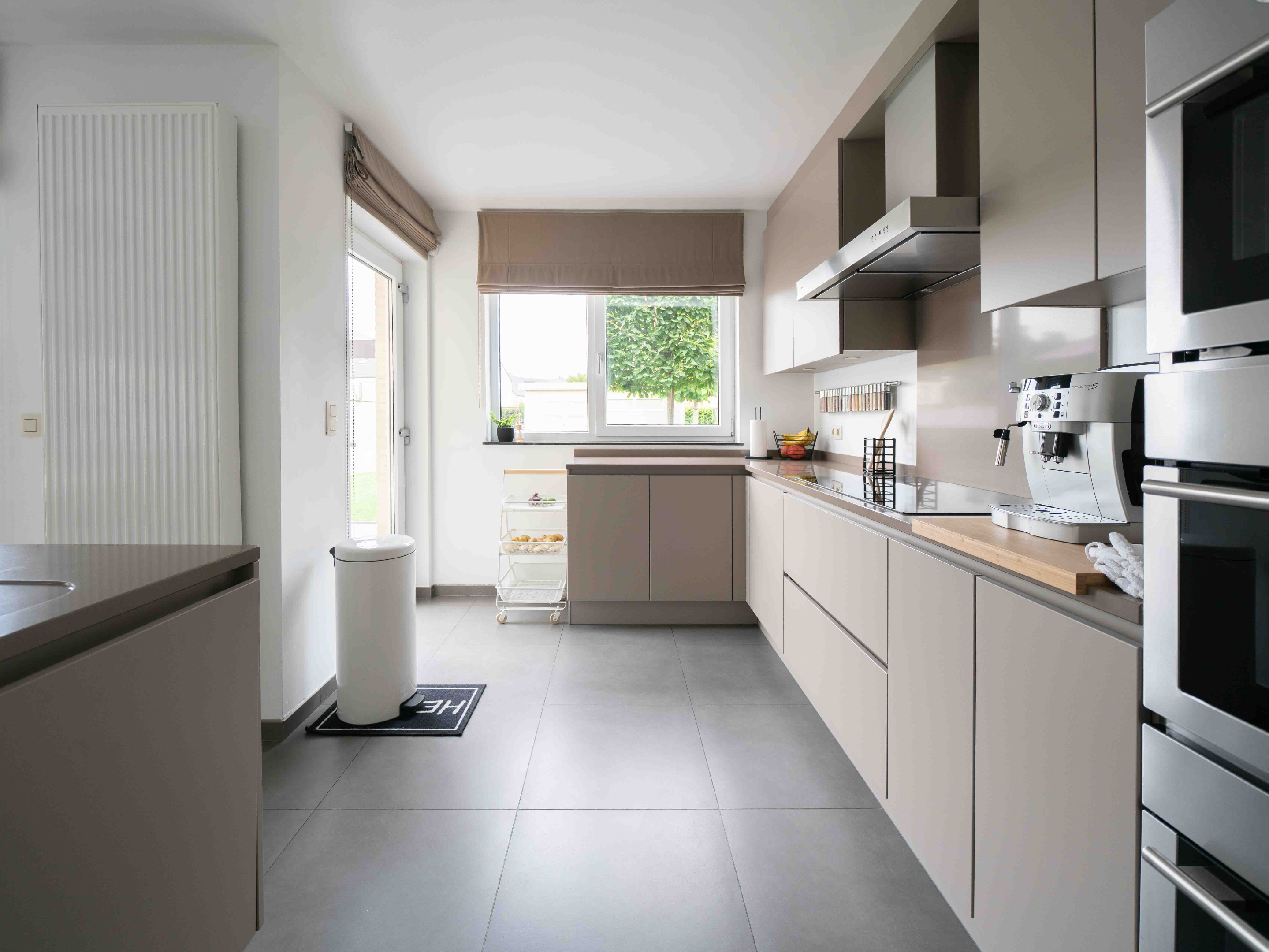 Recente woning met 7 kamers, 2 badkamers, garage en tuin 