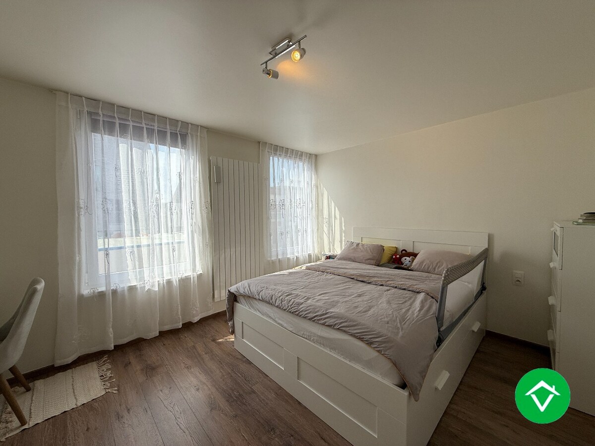 Prachtig gerenoveerde woning met 3 slaapkamers en tuin te Roeselare 