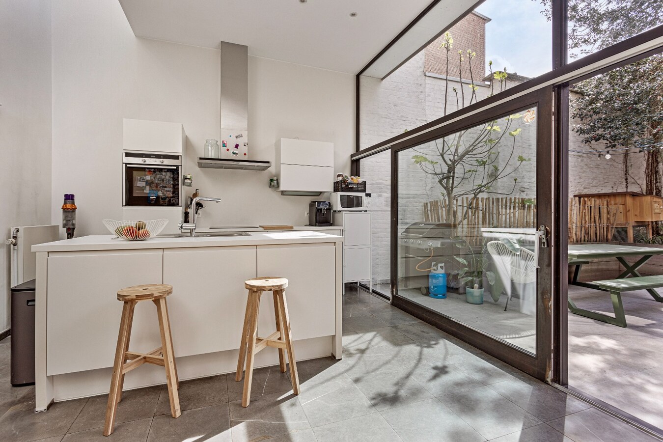 Gerenoveerd herenhuis met 5 slpk in het hart van Oudenaarde 