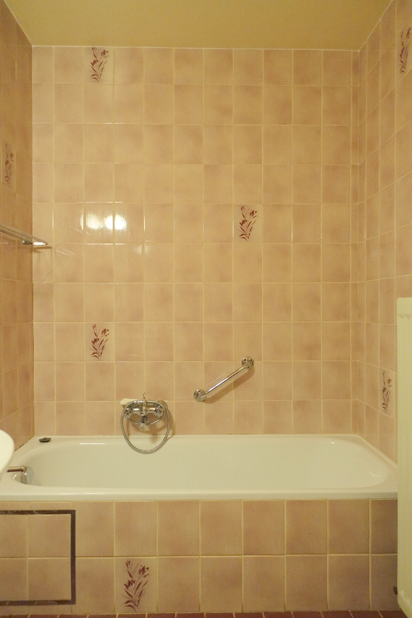 Gelijkvloersappartement met garagebox 