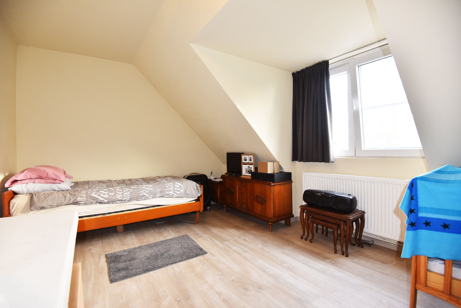 Recente woning 3 slpks, tuin en garage te Maldegem 