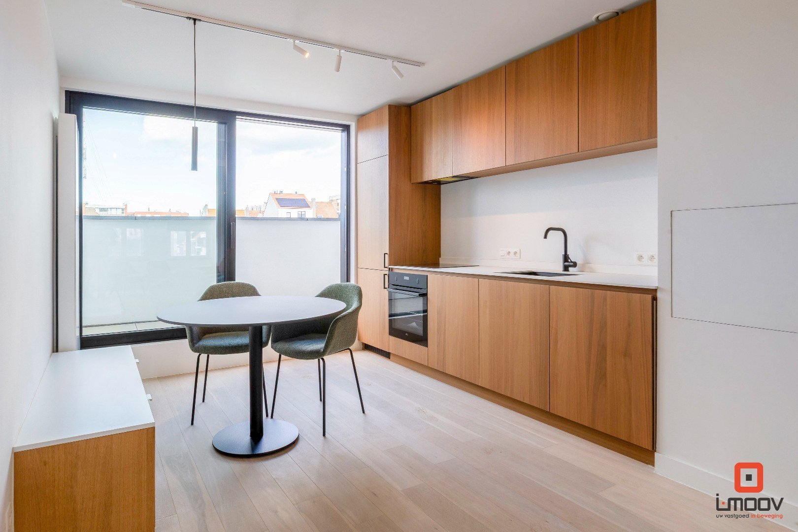 Luxueuze tweeslaapkamer duplex met terras en hoogwaardige afwerking in Oostende 