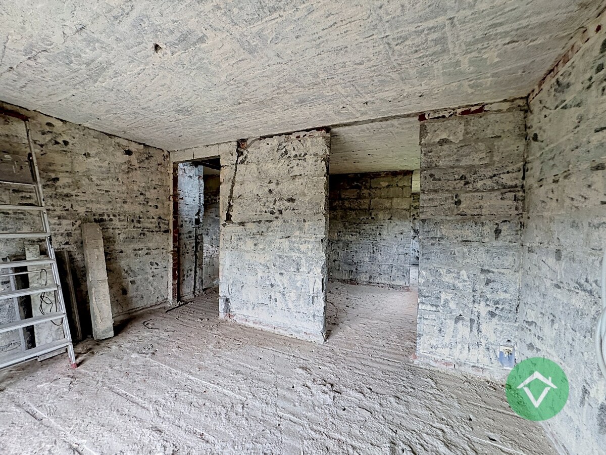 Alleenstaande statige woning met tuin te Veldegem 