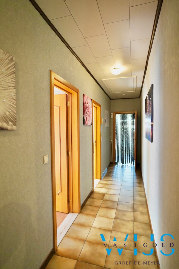 Woonhuis op 1000m² in hartje Ertvelde ! 