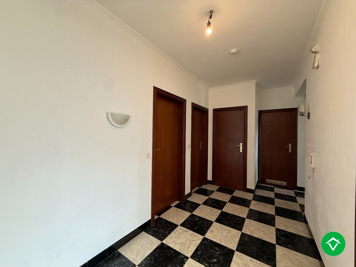 Appartement met 2 slaapkamers te Roeselare 