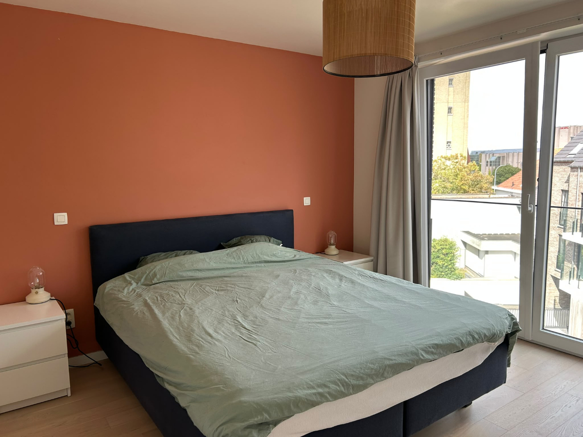 Lichtrijk 2-slaapkamerappartement met parkzicht, zonnig terras en ruime zolder en EPC A! 