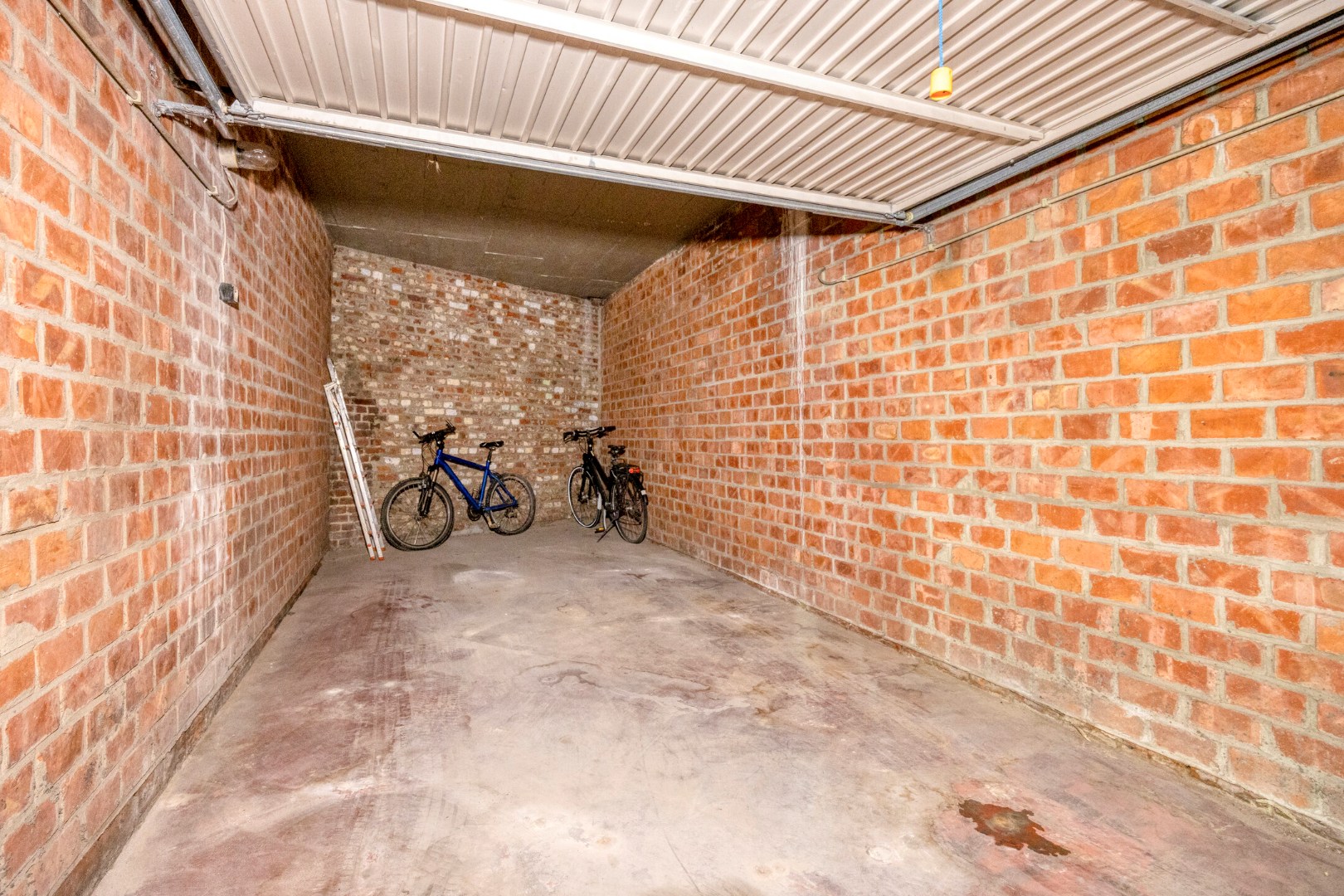 Instapklaar appartement met terras, garagebox en berging - EPC 114KWH/m2 
