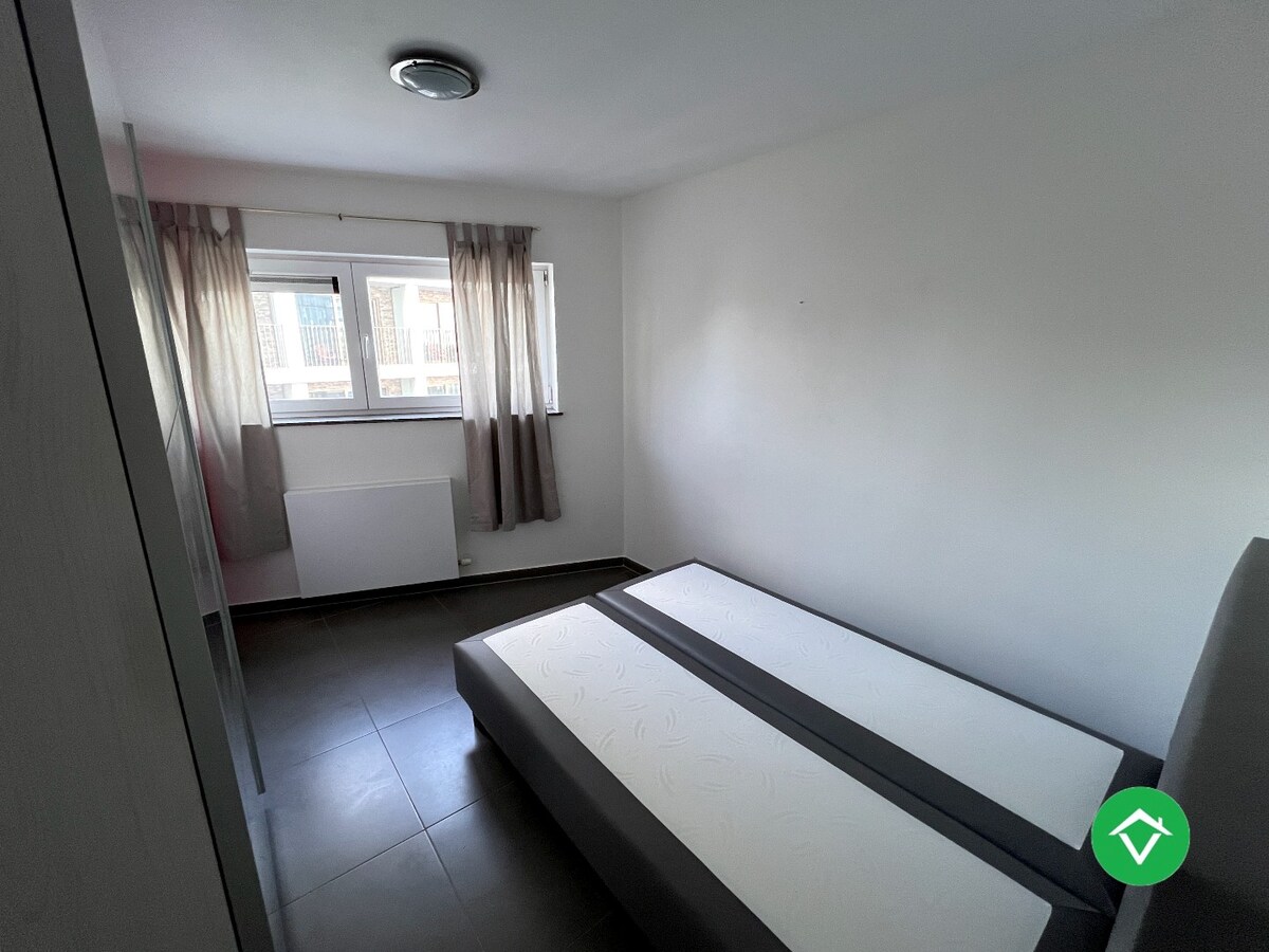 Appartement met 2 slaapkamers en ruim terras te Oostende 