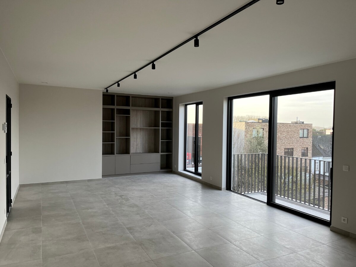 Nieuw, luxueus afgewerkt BEN-penthouse 