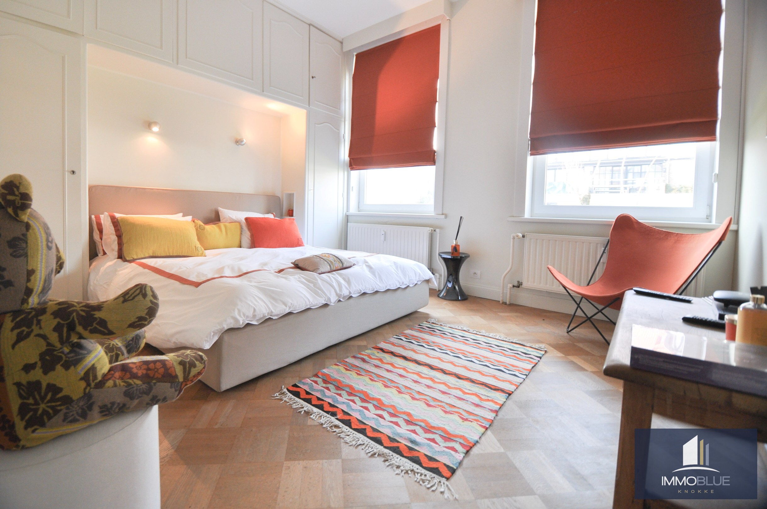 Appartement plein de charme situé dans une résidence emblématique à quelques pas de la place Albert. 