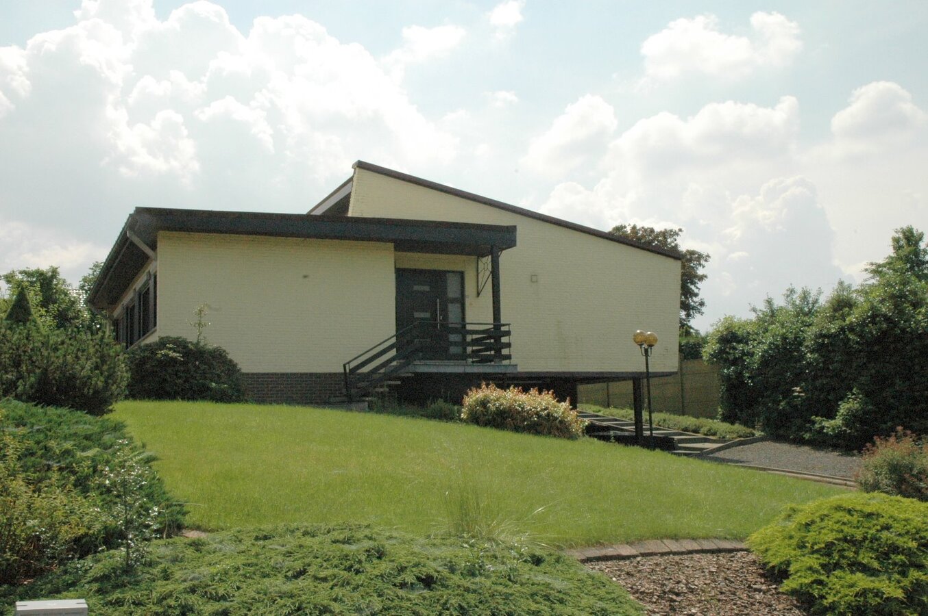 Verkocht - Woning - Opoeteren