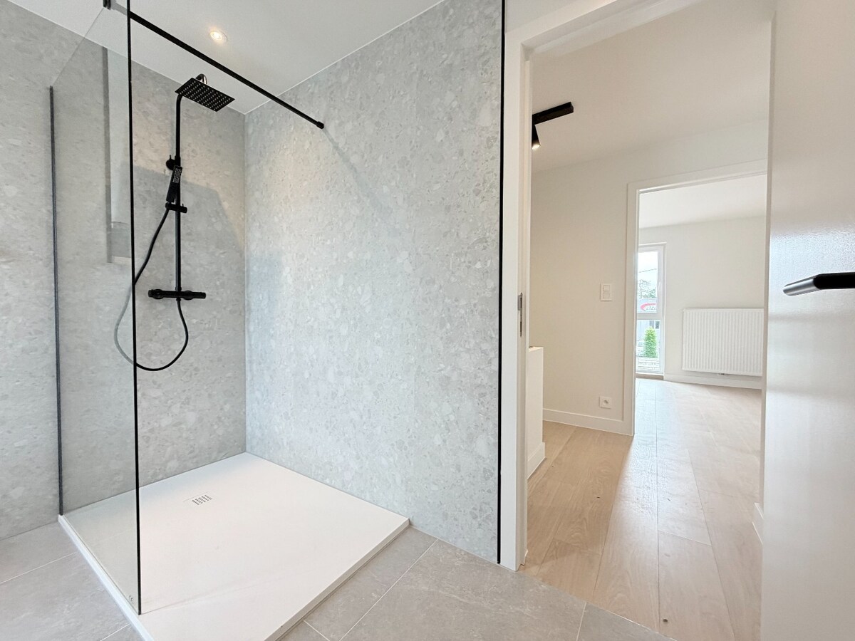 Fantastische 4-slaapkamerwoning in gegeerde buurt te Heule *** NONO INSPIRED *** 