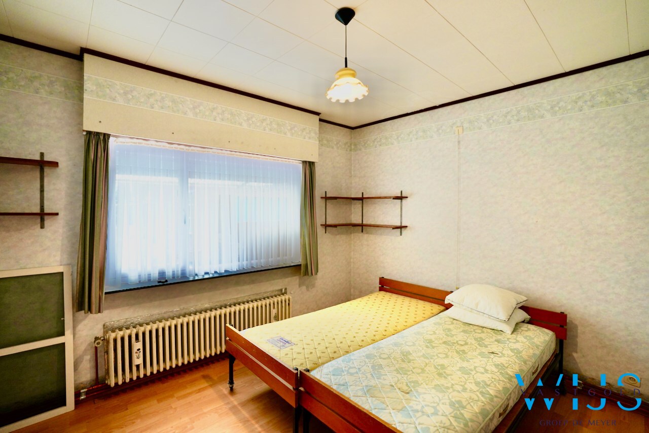 Alleenstaande bungalow op 793m² te Wippelgem ! 