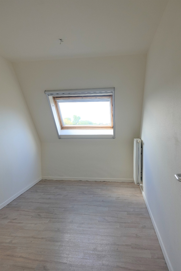 Ruim dakappartement in het centrum van Gistel 