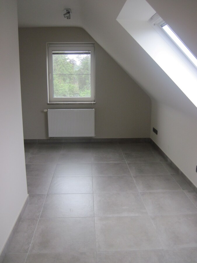 Luxueus en ruim appartement in rustige omgeving. 