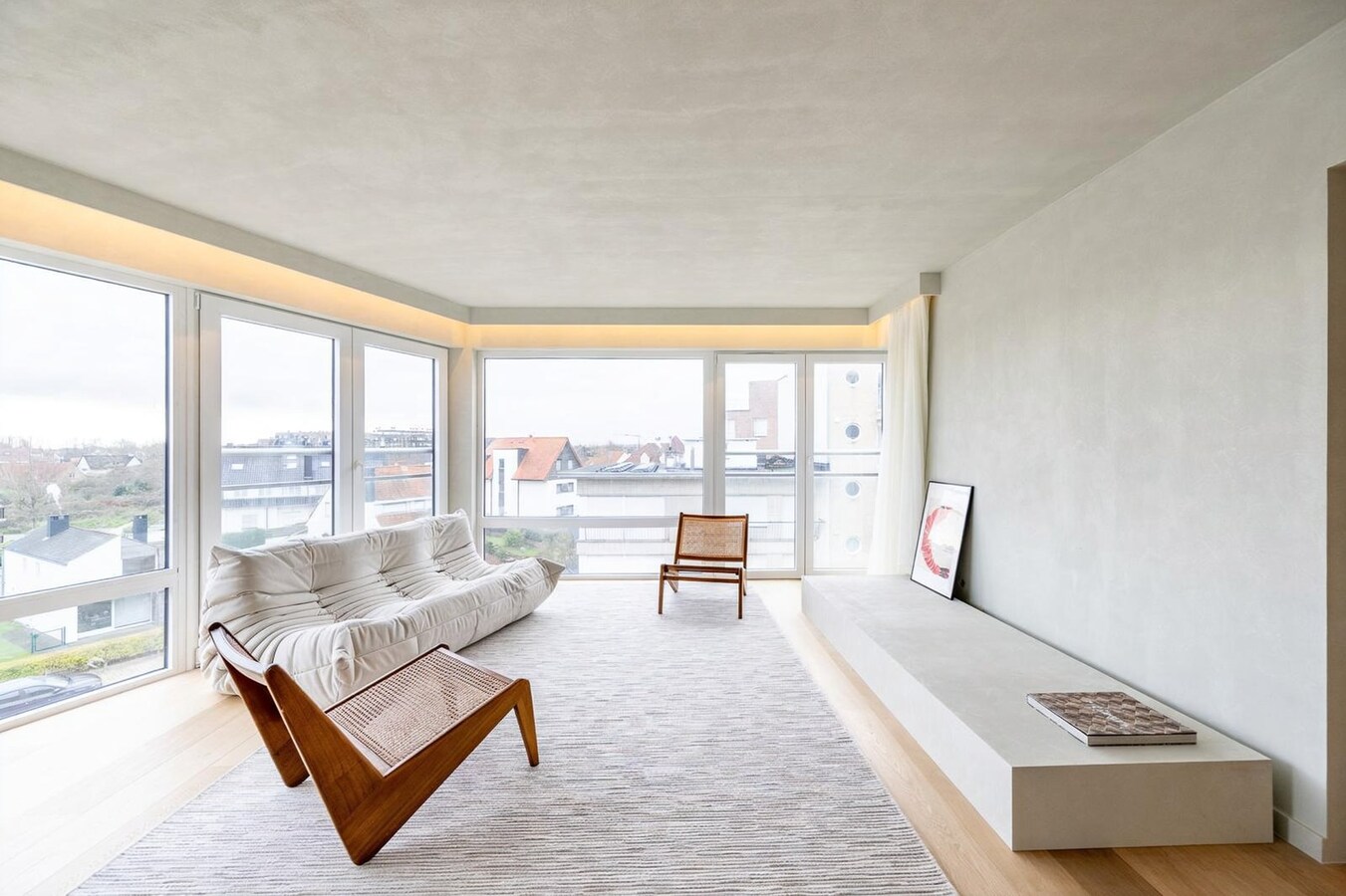 Stylish renovated apartment with partial sea view in Koksijde! 