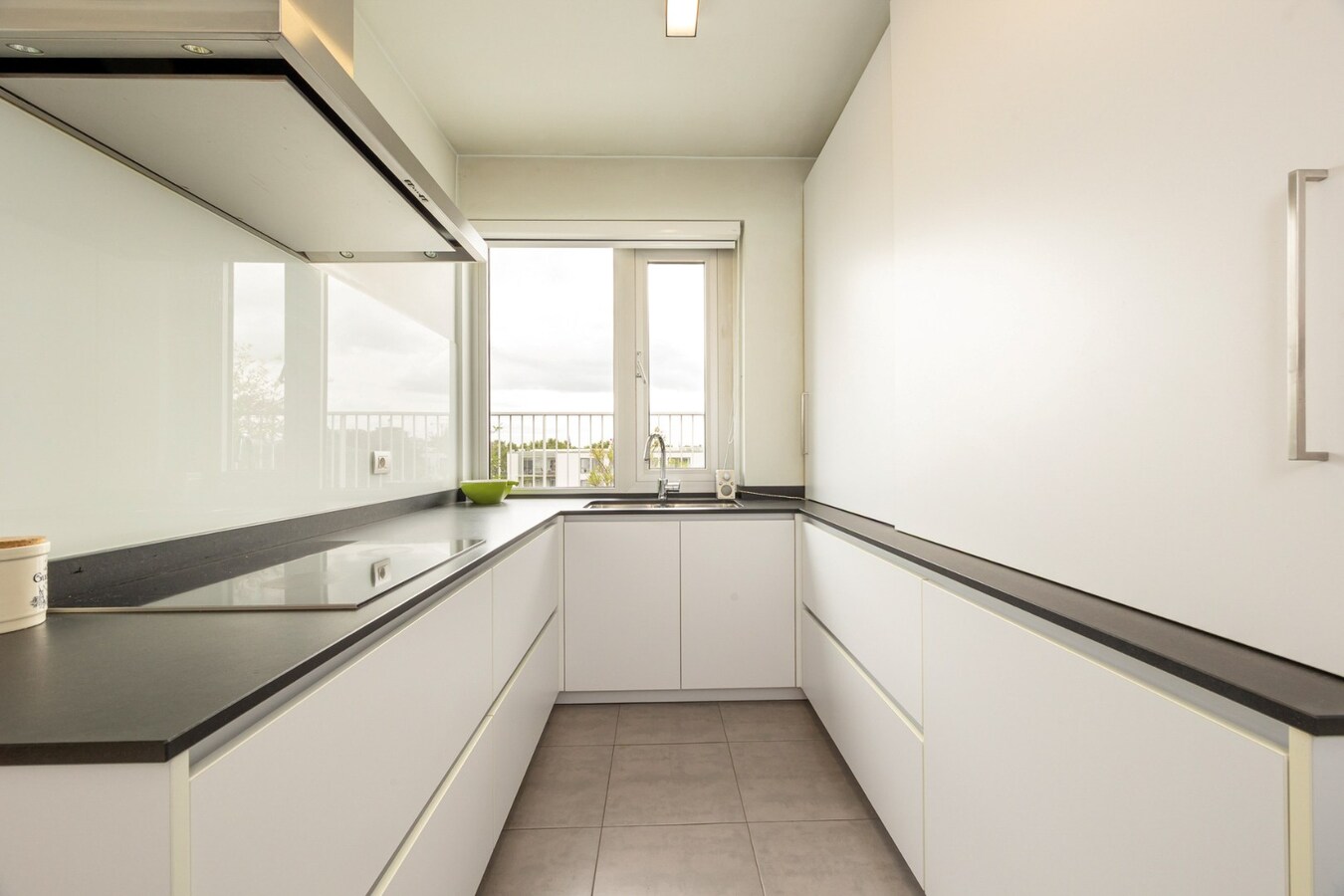 Zeer ruim appt. met 3 slpk en 2 terrassen te Antwerpen! 