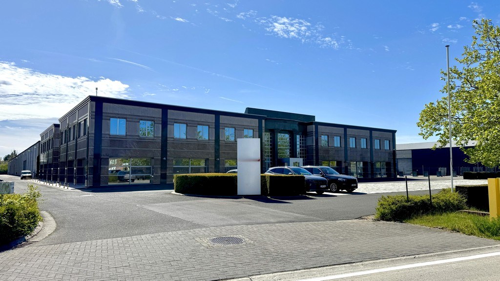 Budgetvriendelijke kantoren te huur vlakbij E17 in Deinze