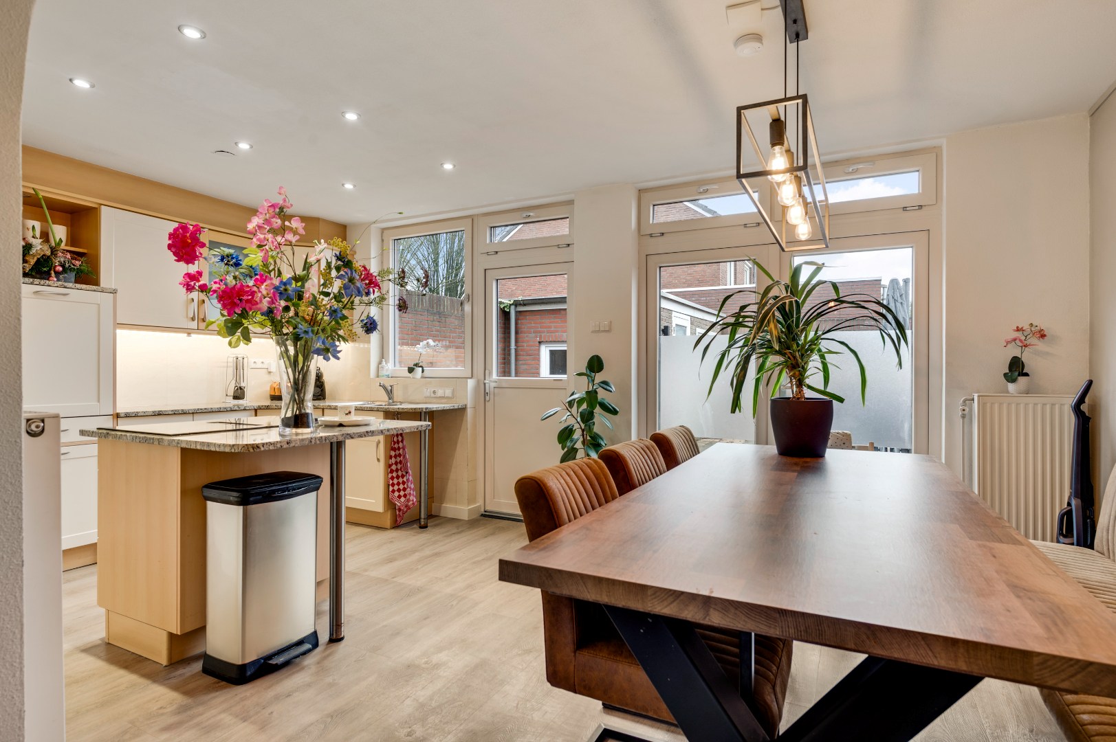 Eengezinswoning te koop in Weert