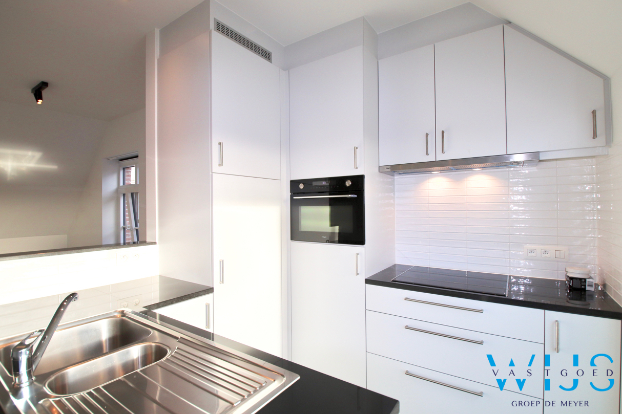 Instapklaar appartement met 2 slaapkamers &amp; terras te ASSENEDE ! 