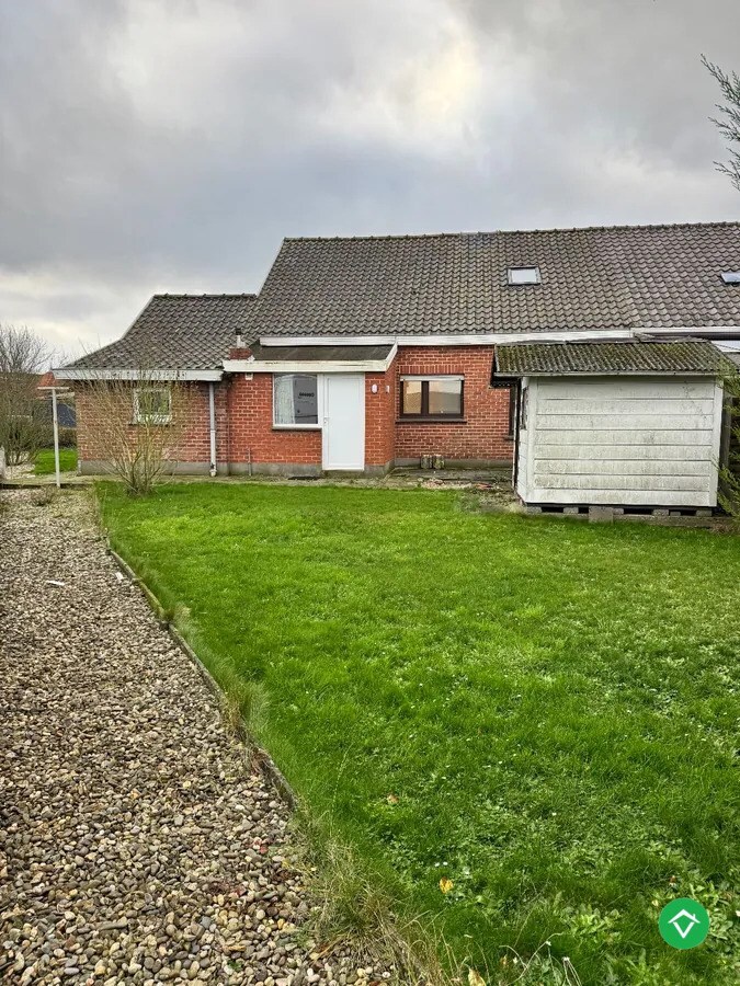 Woning met 3 slaapkamers garage en tuin te Dadizele 