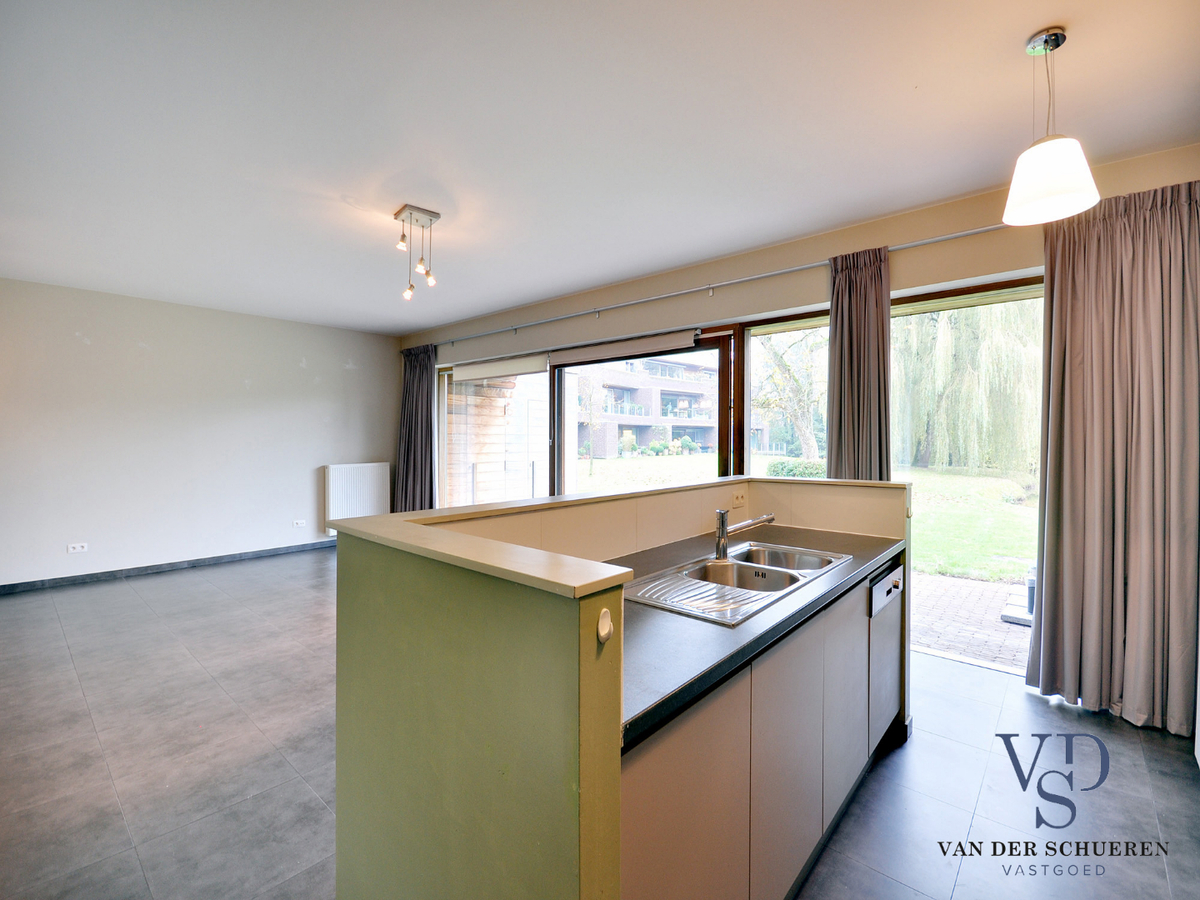 Prachtig gelijkvloers appartement in de exclusieve park-residentie Park te Poldere. 