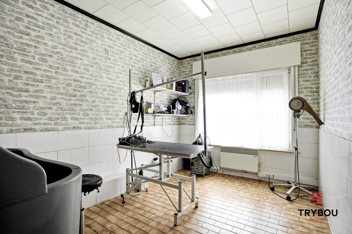 Rustig gelegen woning met 3 slaapkamers, garage en zolder in Houthulst 