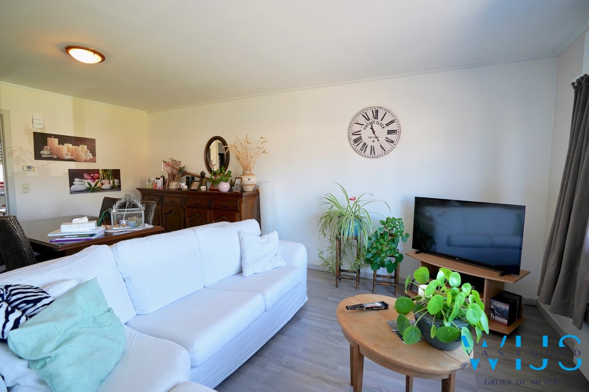 Bel-étage met inpandige garage &amp; zonnige tuin te Ertvelde! 