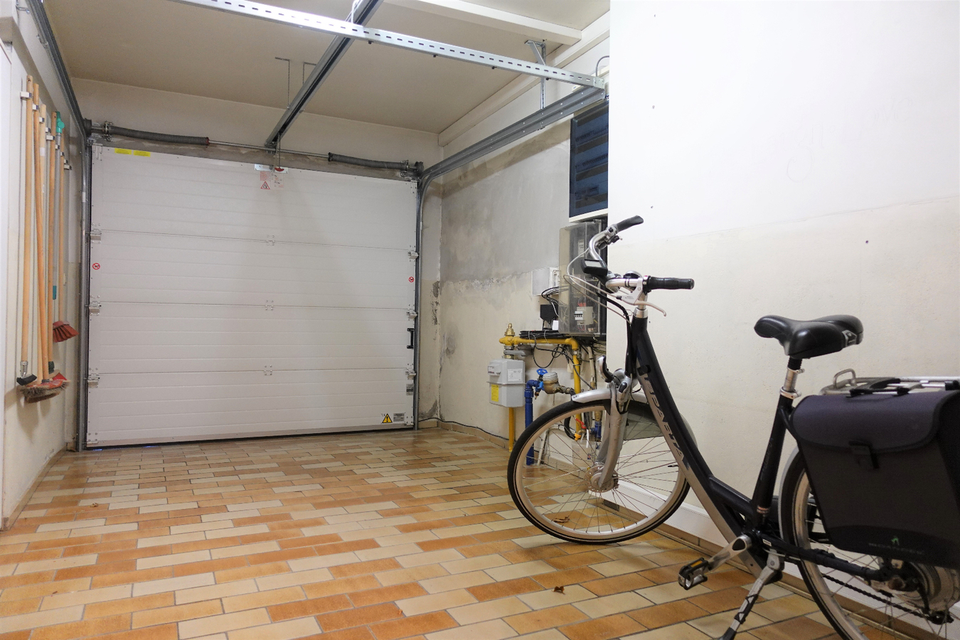 Charmante rijwoning nabij het dorp van Jabbeke 