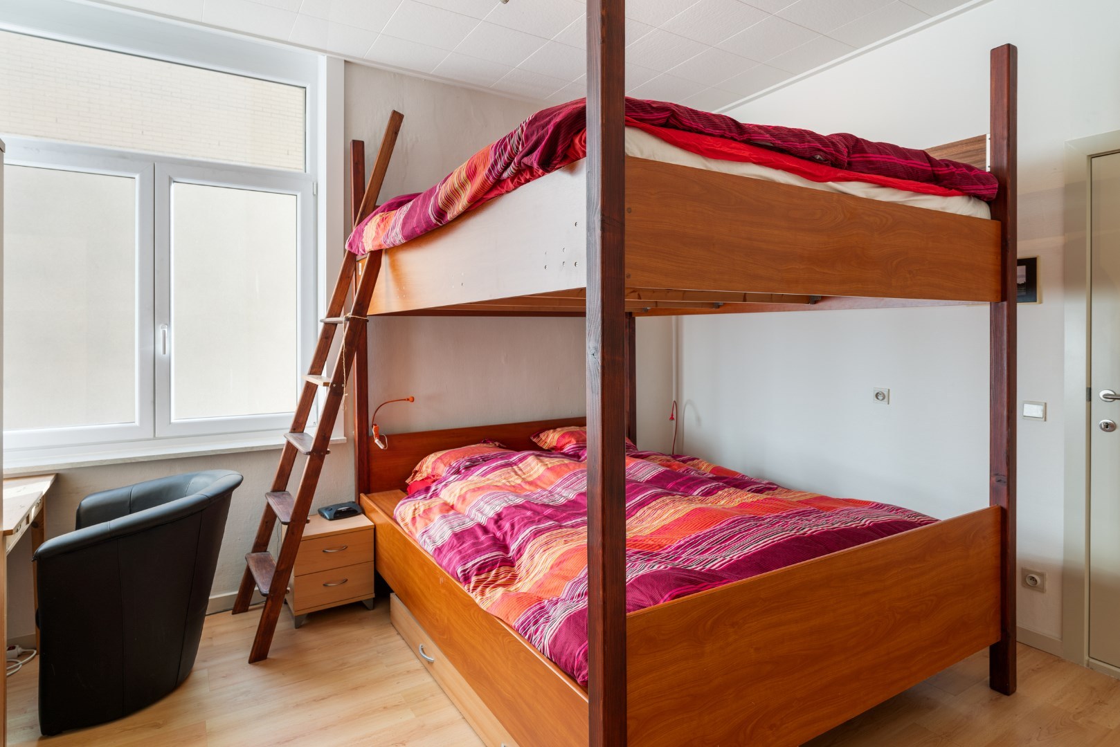 1 chambre avec salle de bains dans un appartement en résidence Palace 