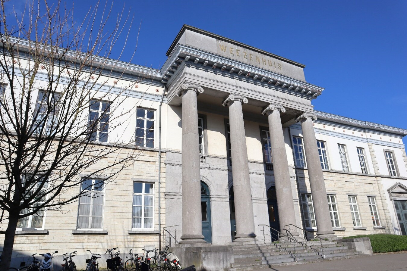 Praktijkruimte te huur voor artsen en of paramedici te Tienen 